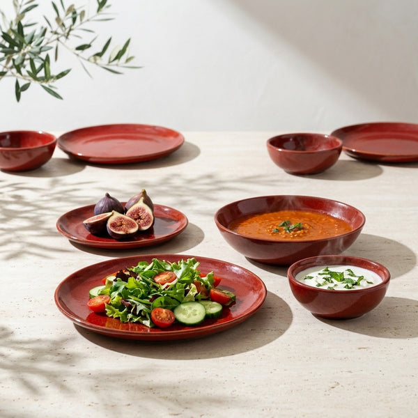12 kişilik Dem Kırmızı stoneware yemek takımıyla kurulmuş, yemekli sofra renk:Dem Kırmızı