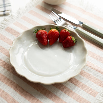 Stoneware Çiçek Derin Tabak - İnci Beyaz