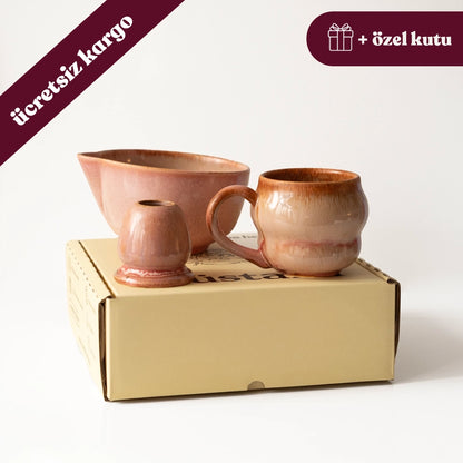 Matcha Ritüeli: Gonca Pembe Matcha Kase+Whisk Tutucu+Büyük Kupa